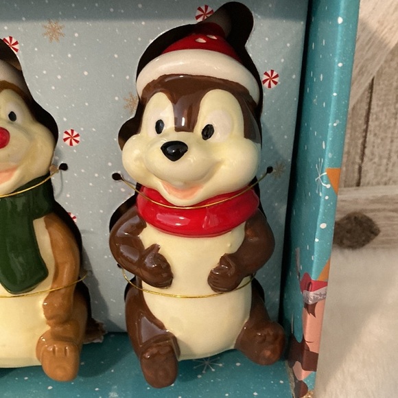 Disney Chip and Dale Christmas Shakers - Picture 3 of 6